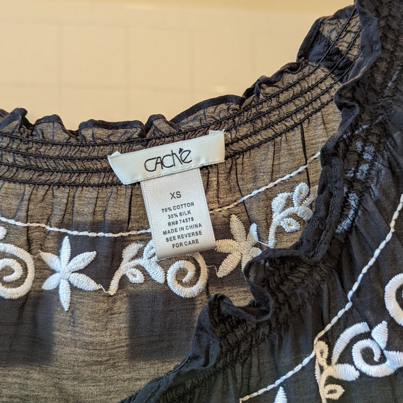 Cache Sheer Embroidered Blouse XS - Picture 2 of 8